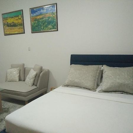 Shang Luxury Suites Mandaluyong Extérieur photo