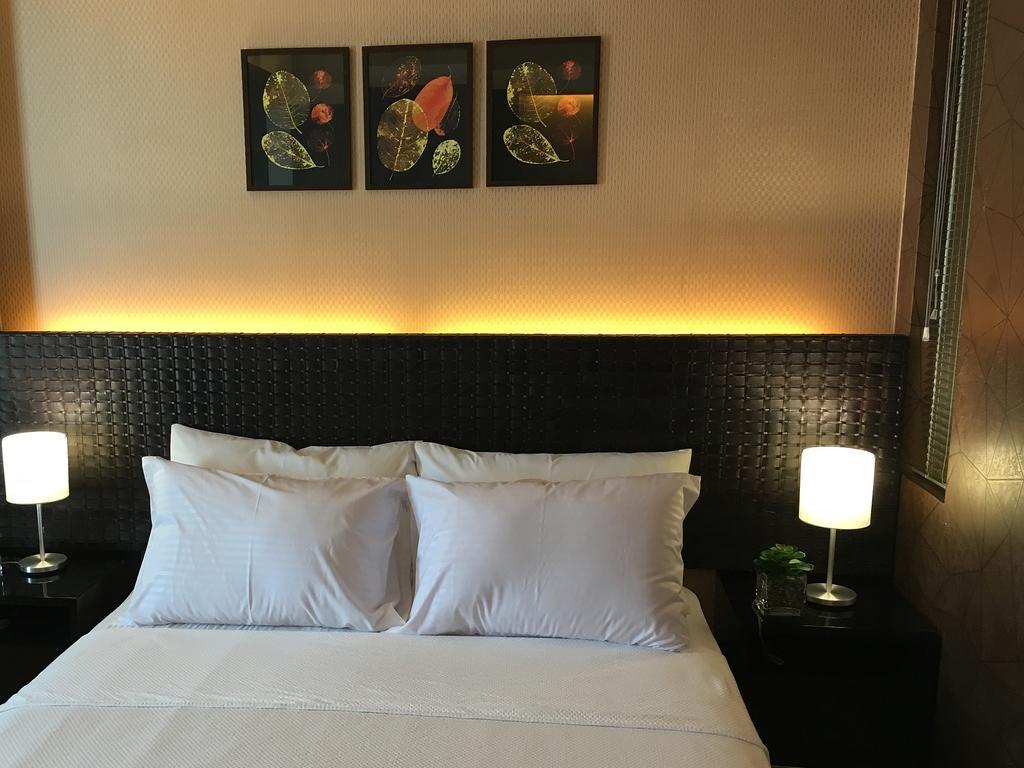 Shang Luxury Suites Mandaluyong Chambre photo